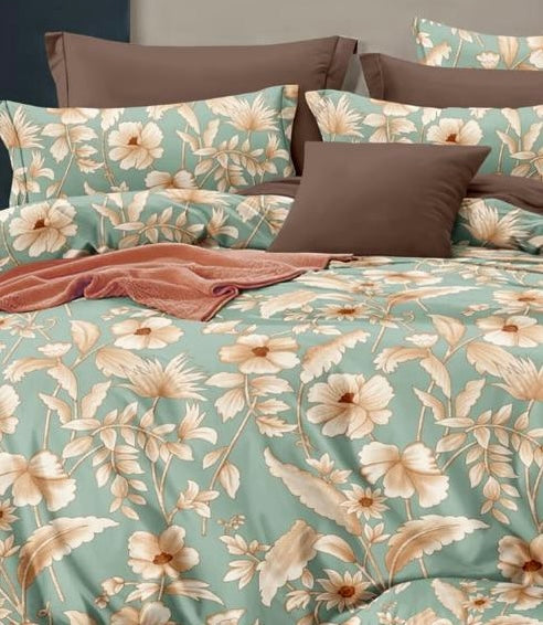 Bigger Fish 240 TC Poly cotton King Size Bedsheet 108x108 Inch with 2 Pillow Cover (Multicolor)