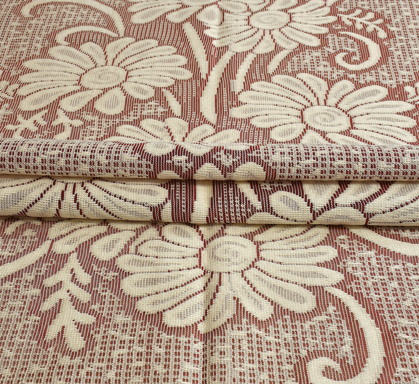 Bigger Fish Polycotton Floral Design Printed 6-8 Seater Decorative 60x90 Inch Dining Table Cover (Maroon)