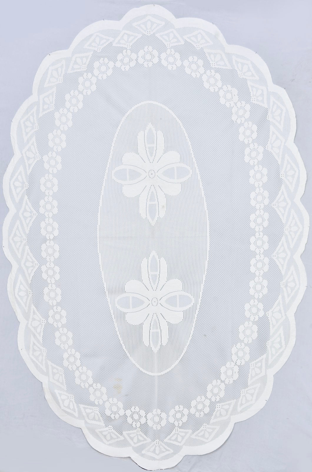 Bigger Fish Poly Cotton , Decorative Hand Made Oval Dining Table Cover for 6-8 Seater (60 X 90 Inches) (White)