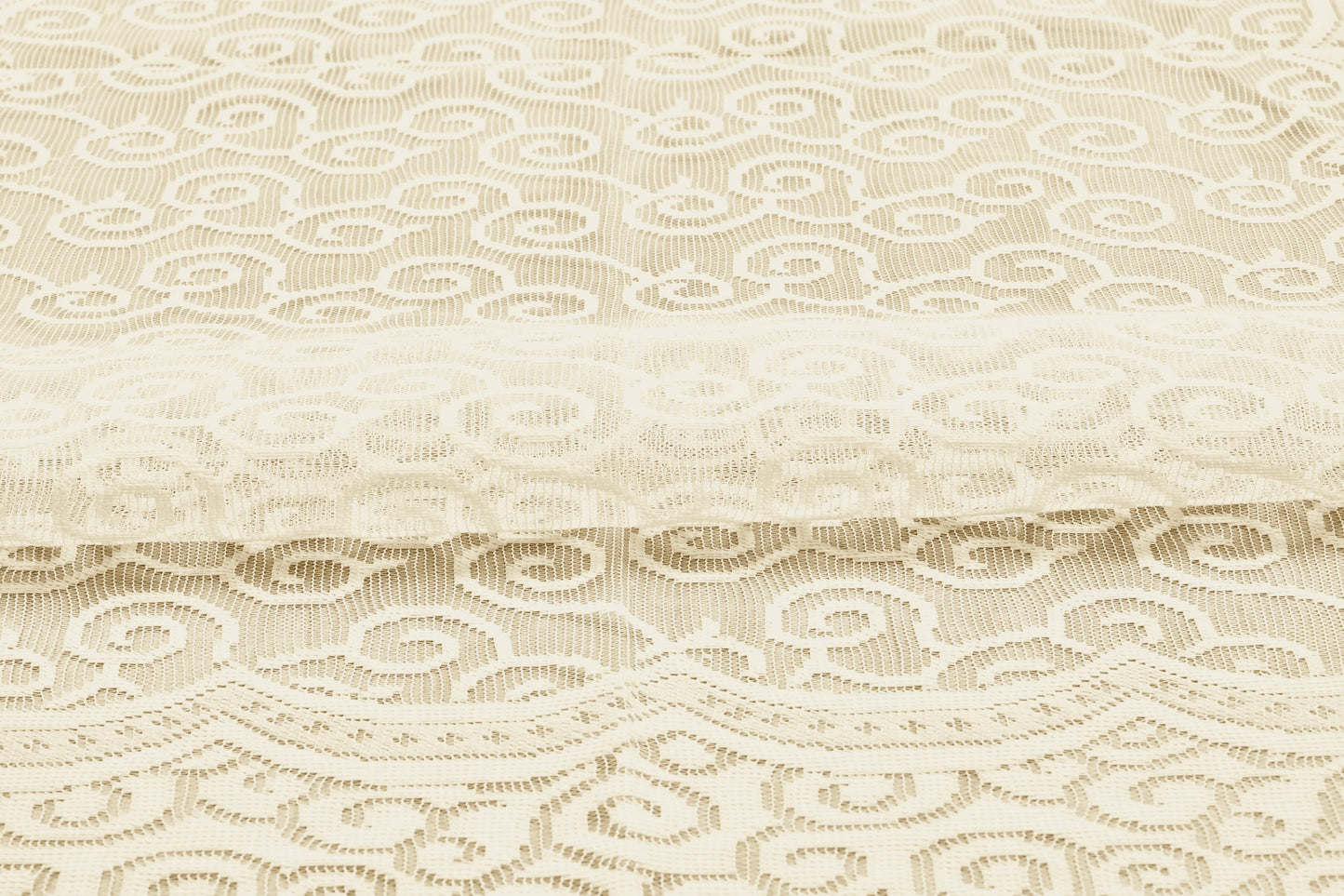 Bigger Fish Poly cotton 40x60 Inch Cream 4 Seater Center Table Cover - Premium Quality & Style