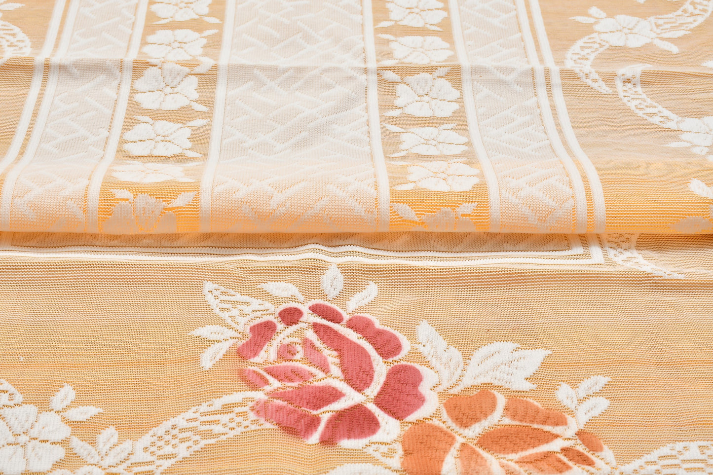 Bigger Fish Poly cotton 40x60 Inch Cream 4 Seater Semi Rose Center Table Cover - Premium Quality & Style