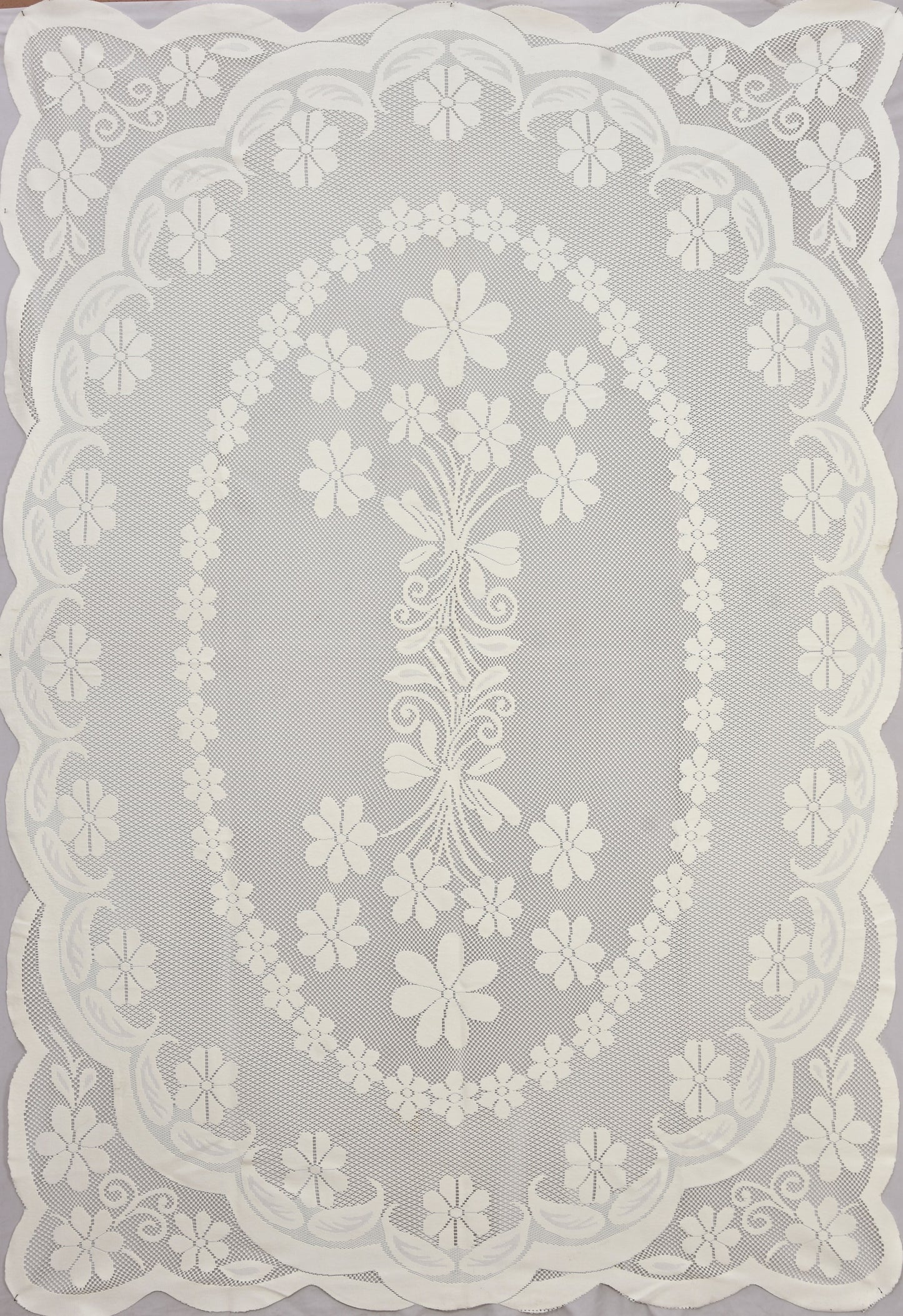 Bigger Fish Poly Cotton , Decorative Hand Made Star Dining Table Cover for 6-8 Seater (60 X 90 Inches) (Cream)