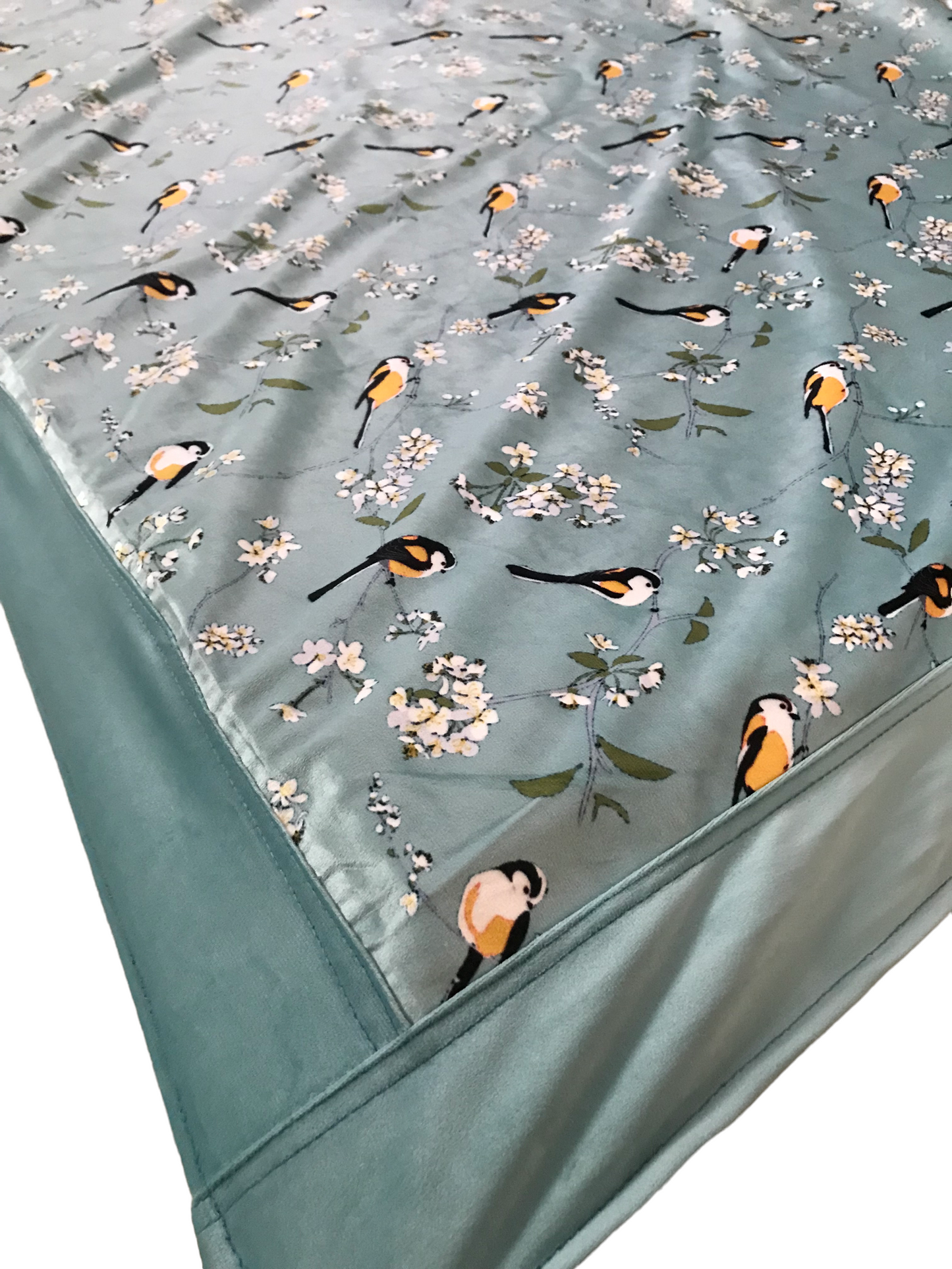 Bigger Fish Velvet 40x60 Inch Sky 4 Seater Center Table Cover - Premium Quality & Style