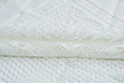 Bigger Fish Poly cotton 40x40 Inch White 2 Seater New Jersey Small Center Table Cover - Premium Quality & Style